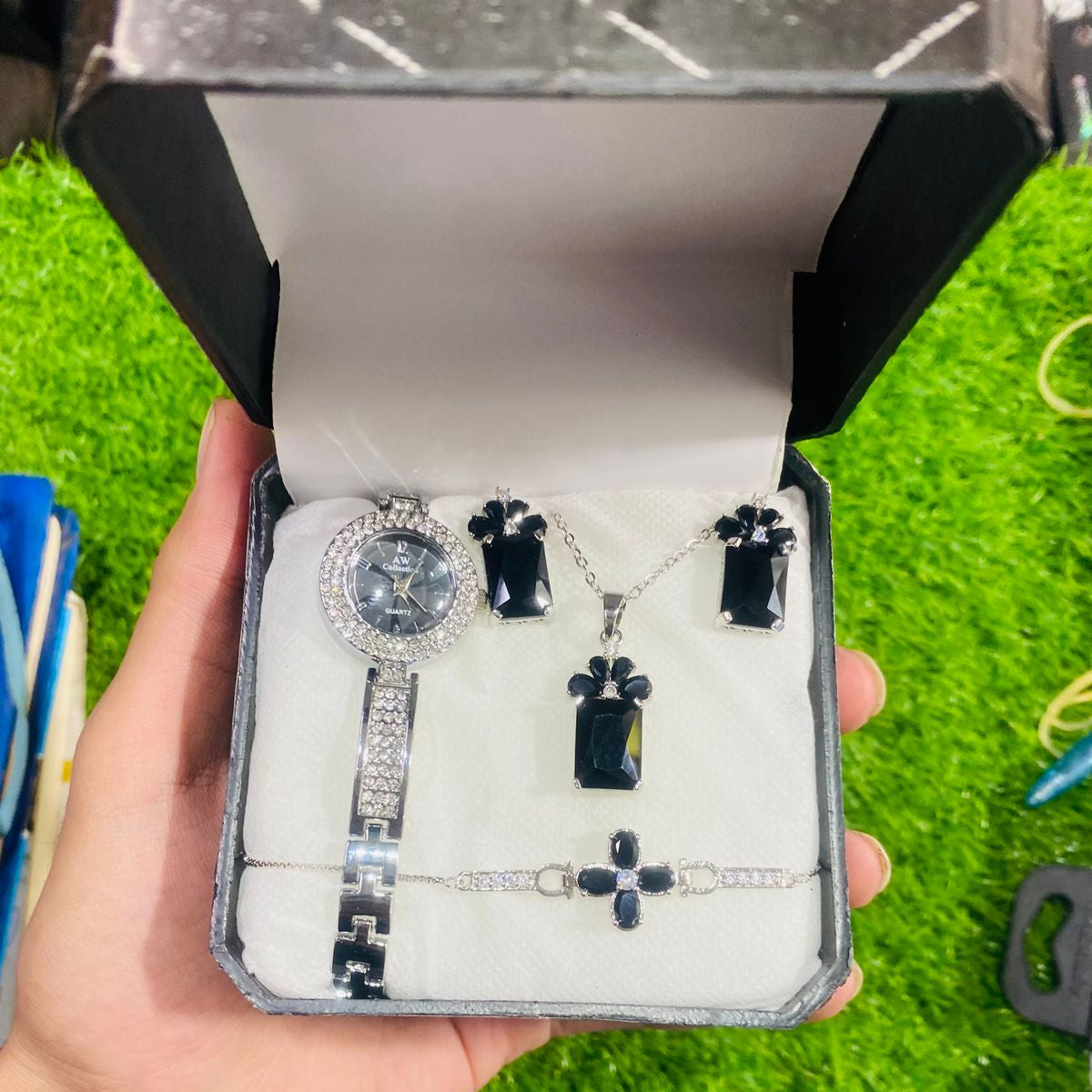 Jewellery Watch For Ladies