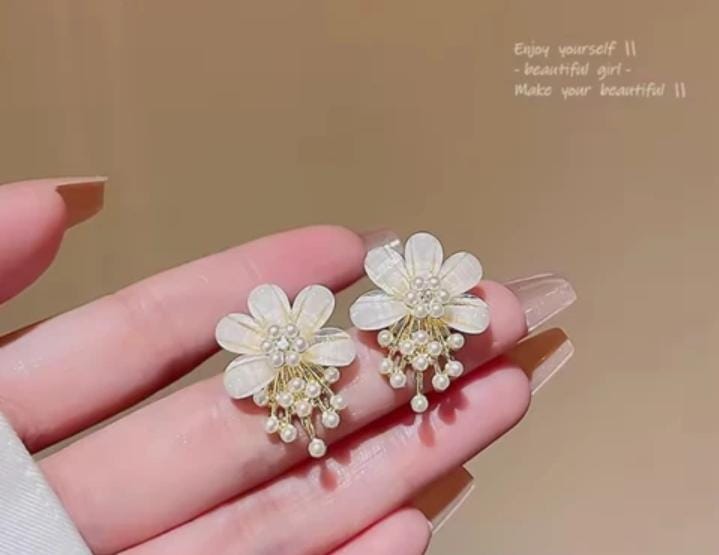 Flower Pearl Korean Earrings